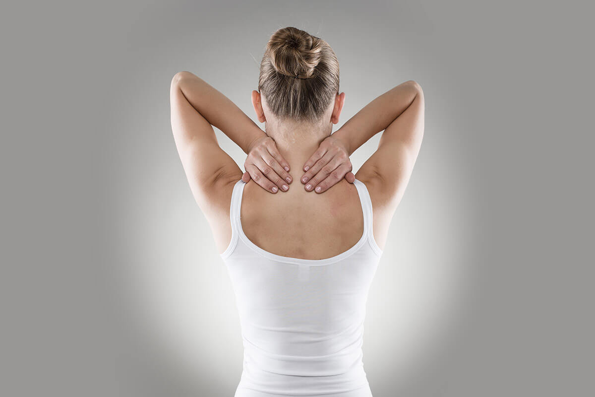 How a Chiropractor or Back Injury Doctor Treat Back Pain